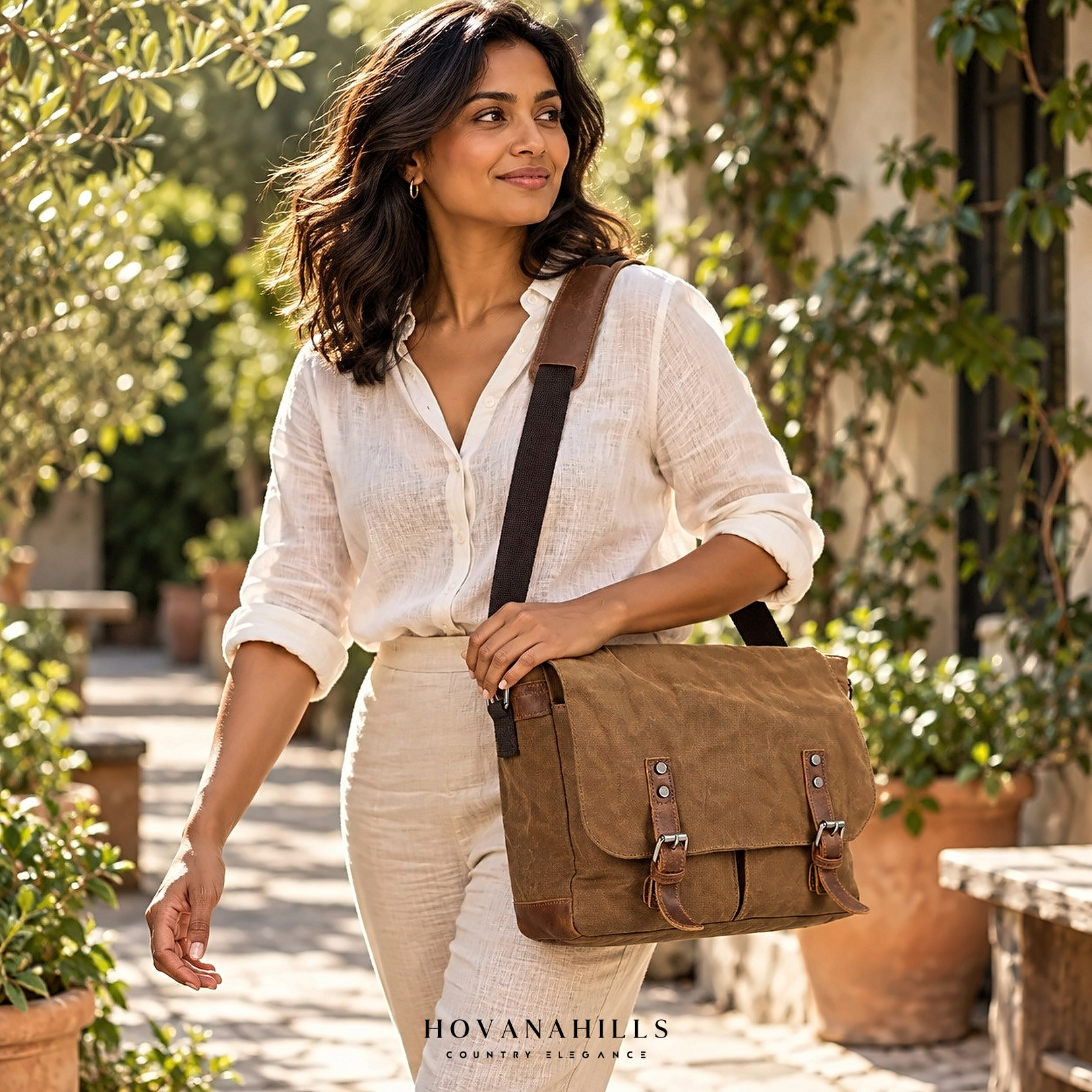 Classic Waxed Canvas Messenger – Nude Sand - Image 2